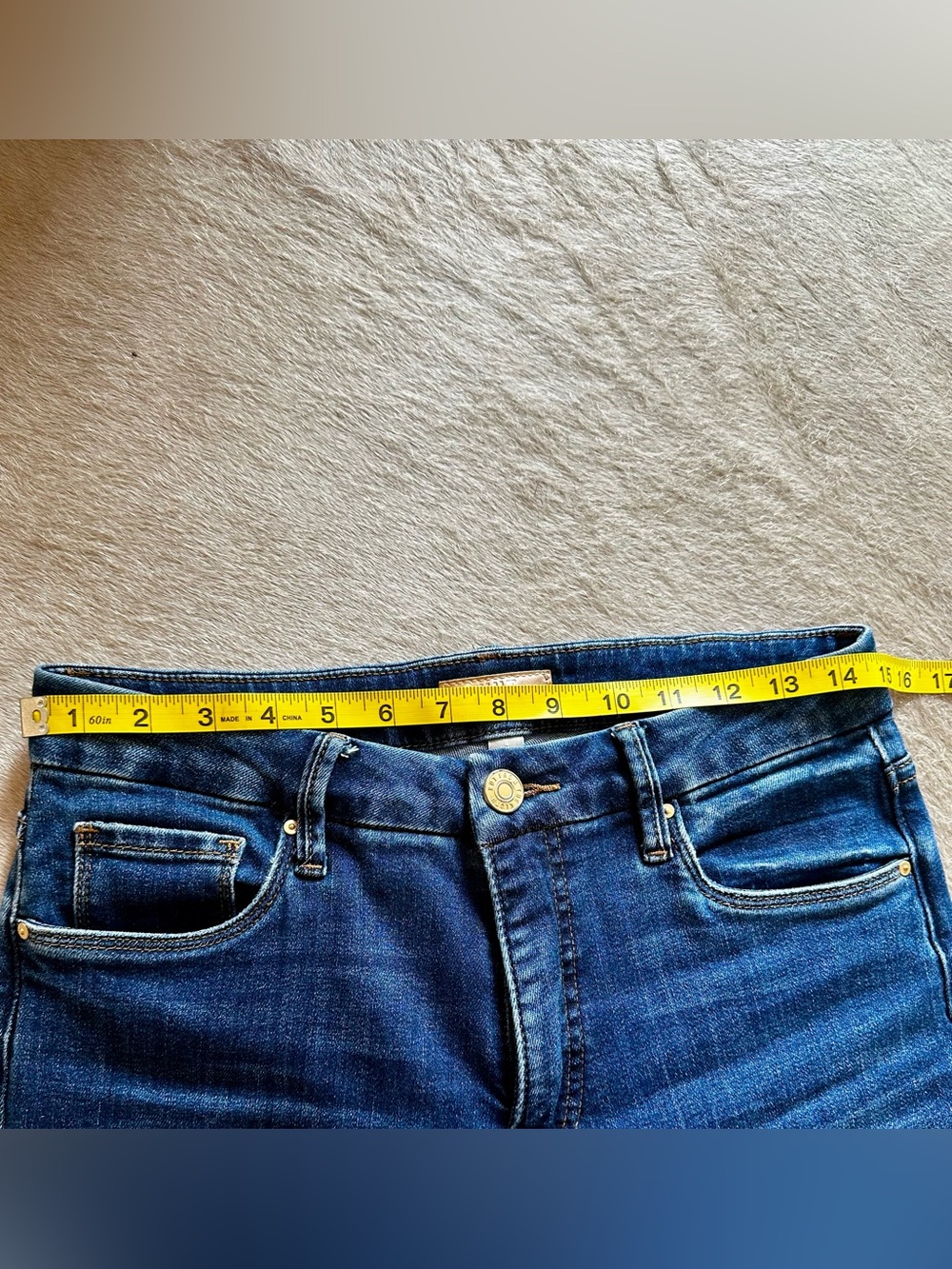 Kut from the Kloth MEG Fab Ab Blue Cropped Straight Jeans raw hem - Picture 5 of 10